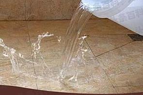 文登漏水维修 免砸砖防水材料该如何施工